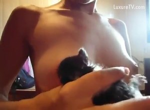 Breastfeeding puppies