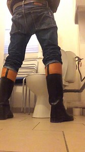 Piss and fart in jeans and boots