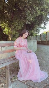As red lipstick took a backseat in the early 60's, shades of pastel pink, mauve and nude lipsticks emerged. Portrait Pink is a cool, delicate baby pink that is perfect for every day wear. (Now 50% off for spring! 🌸) 🎥: @miss_ladynoir | Bésame Cosmetics