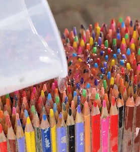 Eco-friendly art solution to fix a pavement hole! | Green Bean