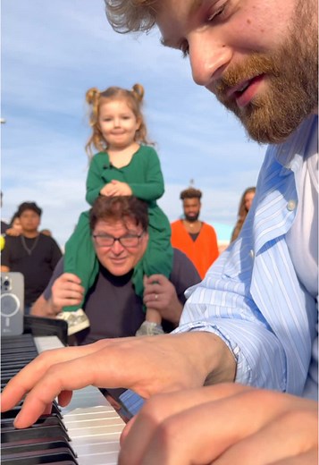 Emotional Performance by 3-Year-Old Singer Angelica Nero