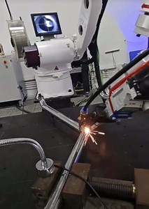 Welding robot | Mechanical And Electrical Engineering