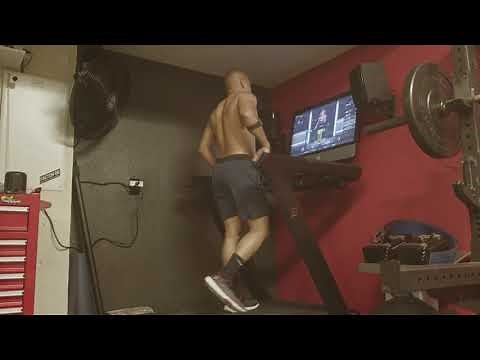 30 min Hip Hop Run with Jess Sims on the Peloton Tread