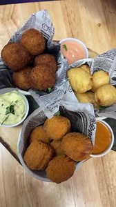 魯‍♀️Las que me suben y me Bajan Mini Rellenos de Papá, Bolitas Cordon Bleu y Yuquitas Rellenas de Queso #antojitosnavideñosrestaurant 635 Robin rd #lakeland #florida | Antojitos Navideños Restaurant | Facebook
