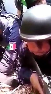 1M views · 1.3K shares | Balacera, Policías Estatales de Michoacán contra sicarios en Tierra Caliente | Comando Mexicano | Facebook