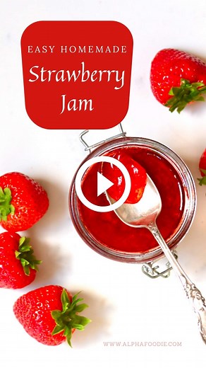 Homemade Strawberry Jam 🍓 Follow AlphaFoodie for more fun recipes: https://www.alphafoodie.com/easy-homemade-strawberry-jam/ #homemadejam #strawberryjam #jammaking | AlphaFoodie