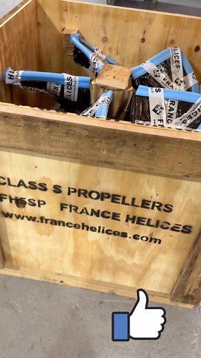 Contact us for marine propulsion systems : info@francehelices.fr #surfacepropellers #surfacepiercingpropeller #francehelices #custompropeller | Surface drive system SDS for boats