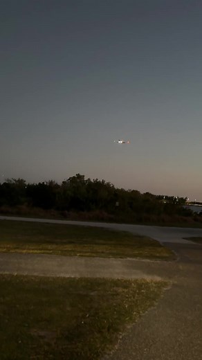 1.4K views · 14 reactions | I captured this short film at the South West Plan Landing in Tampa. #Aripost#southwest #plan | Ma R Meye | Facebook