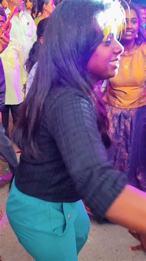 Girls Super Street Dance | KG Halli & Tannery Road Ganesh Procession 2025 | Viral Dance Performance #GaneshProcession #KGHalli #TanneryRoad #GaneshChaturthi2025 | South Tube