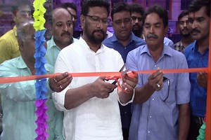 2K views · 51 reactions | Apollo Pharmacy having 300+ stores in Karnataka and 2600+ stores in India opns up at Muslim Chowk. Ilyas seth NEKRTC chairman inaugrated the Pharmacy. Free Blood Test on Friday in a month by Apollo Pharmacy was also announced in the video #apollopharmacy #gohash | gohash.in | Facebook