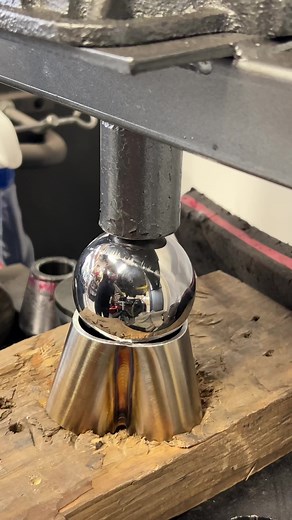 Perfectly Fitting Round Pipe Collector Outlet Fabrication