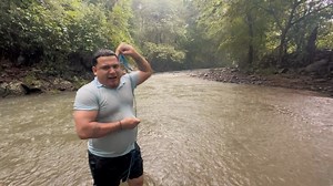Río grande de Poloros bañando y pescando desde Cantón Pueblo 🇸🇻 | TRIVIA