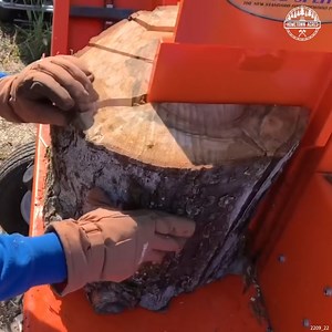 169K views · 210 reactions | The Ultimate Wood Splitter Showdown :0 | Hometownacres | Facebook