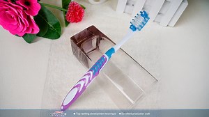Adult Toothbrush Hot Selling OEM Medium Bristle Toothbrush Ergonomic Handle for Deep Cleaning Soft Toothbrush Oem