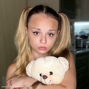 Misss Vikki 's Official Social Fan Page | LoyalFans