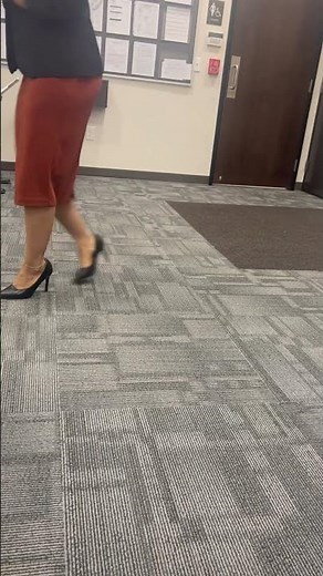 Walking Candid Bare Legs in pumps