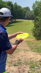 @sprintermatt crushing the R-Pro Aero 🏹 Easiest Throwing Distance from a Putter! 😍 #discgolf #innovadiscs #discgolfunited #frisbee | Disc Golf United