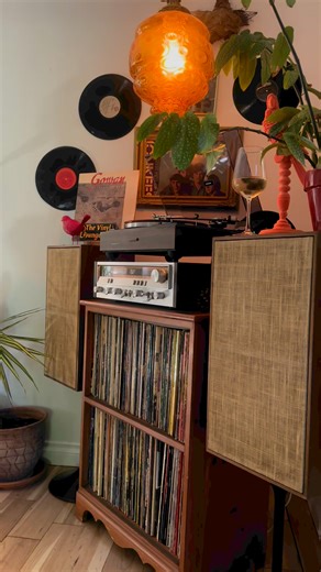 🇨🇦 He’s our Scottish born Canadian singer Gowan, a very talented and unique voice and lead vocalist for Styx since 1999… This is “Strange Animal”, enjoy!!!......#gowan #strangeanimal #styx #canadianartist #canadaday #90s #90smusic #thevinylloungemtl #vl #vinylmontreal #vinyl #vinylcollection #vinylcommunity #vinylcollector #vinylrecords #vinyllover #vintageaudio #vintageaudiogear #pioneersx820 #pioneer #dynacoA35 #pioneerpl12d #dynacospeakers #montreal ce i | The Vinyl Lounge