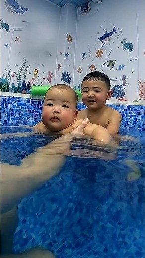 🌊 Cute Baby Swimming in Pool | Adorable Water Fun Moments | Cute0.4
