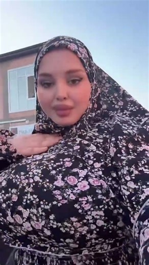 Big Bouncy Boobs #hijab #big #bouncy