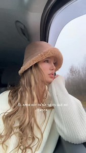 90K views · 4.4K reactions | Así es el amor hoy en día … #Amor #conejos #indiferncia | Lidyascarlett | Facebook