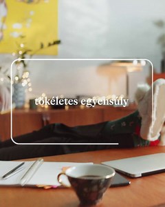 Hamarosan kifutunk az időből... a karácsonyi ajándékok megvásárlásához! 🎁 Lepd meg szeretteidet H&M ajándékkártyával, mely bárki számára tökéletes választás! A divat szerelmeseinek minden álmát valóra váltó ajándékkártyát megtalálhatod a legközelebbi H&M üzletben. | H&M