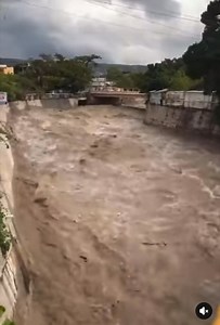 Así lució el río Sabinal, la tarde de este miércoles, después de una fuerte lluvia que cayó sobre Tuxtla Gutiérrez | 25 Minutos MX