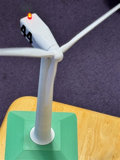 Wind Turbine 3D Printed Model, Battery Powered Motor and Light - Etsy