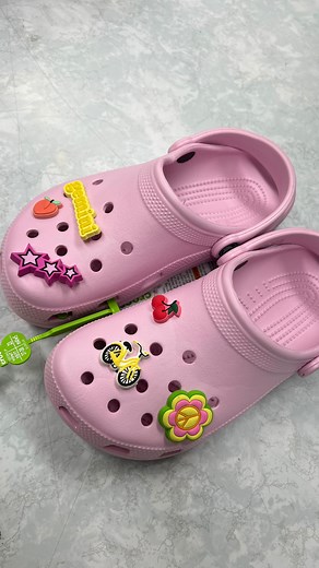 🌸 Summer Crocs 🌸 Style yours in store Tuesday- Saturday, 10am to 6pm ☺️🫶🏻 • #crocs #crocsjibbitz #summer #summervibes #sunnyday #pink #justgirlythings #cute #crocsandsocks #smallbusiness #salinascalifornia #salinas #831 #joypers | JoyPers