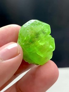 90.40 Ct’s Natural Peridot Gem Quality Perfect Shape D,free Cluster Peridot Crystals Clean Quality, Vivid-green Cluster From Supat Pakistan. - Etsy