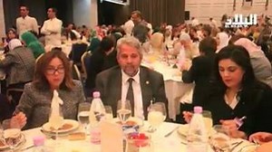 juste pour rappeler au peuple comment fonctionnait le pouvoir qui humiliait les algériens et ici nos femmes algériennes ... On voit ici toute la puanteur de ce pouvoir et comment ils utilisent l'argent du peuple sans limites et sans hachma ! | Algerie Network