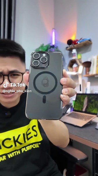 Ốp điện thoại trong suốt đẹp và bảo vệ hoàn hảo