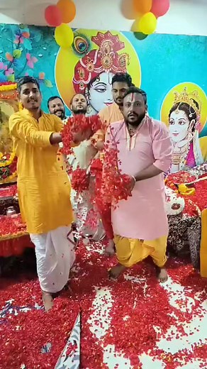 Holi k rasiya ki jay ❤️❤️🙏🙏 #radheshyam #holi #enjoy #enjoythemoment #SanatanaDharma #bakebihari #bhajan #bhajansong #india #indiemusic | Bhakti Ras Bhav