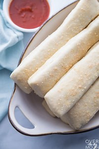 Easy Homemade Breadsticks