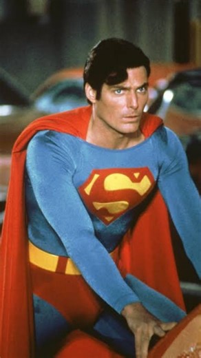 Notas Críticas on Instagram: " Cena do filme "Superman IV: Em Busca da Paz" [Superman IV: The Quest fof Peace - 1987]. ✅️ Siga: @notascriticas  Gostou do conteúdo? Curta e compartilhe!  Notas Críticas por Társis Dantas [Desde 2010]. #notascriticas #filmes #movies #cinema #superman #supermanivthequestforpeace #supermanivembuscadapaz #christopherreeve #dc #dccomics #peace #war #guerra #paz"