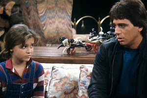 Alyssa Milano Teases 'Who's The Boss?' Reboot