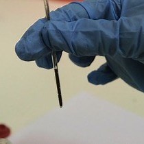 Video: Exploring the Radical Nature of a Carbon Surface by Electron Paramagnetic Resonance and a Calibrated Gas Flow