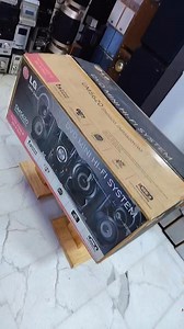 86K views · 2.2K reactions | #unboxing LG DM5620 | Ko Hla Myint Japan Audio | Facebook