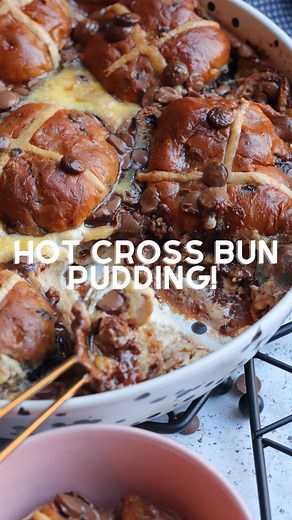 67K views · 652 reactions | Hot Cross Bun Pudding 襤 A DELICIOUS...