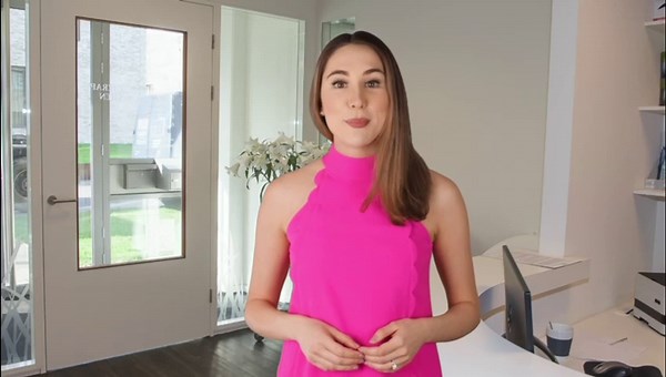 Antimicrobial Skin Repair Spray - All-Natural & Non-Toxic First Aid Cleansing Spray for Minor Cuts, Scrapes, Rashes, Sunburns, and Other Skin Irritations - No Sting Formula