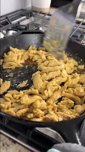 Easy Vegan Chicken Salad 🥪