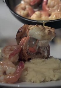 Happy Foods 242 S15:E07 - Chef Mark Anthony