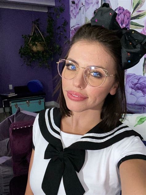 adriana chechik leaked onlyfans nude