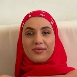 aishaalma hijab nude