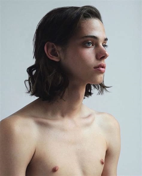 androgynous porn nude