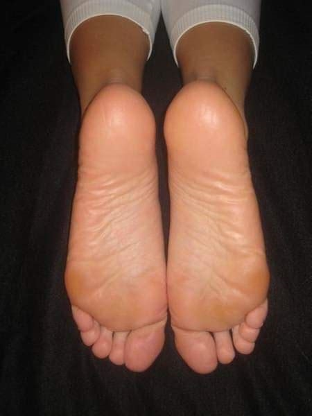 arabic feet nude