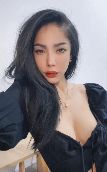 asian ladyboy onlyfans nude