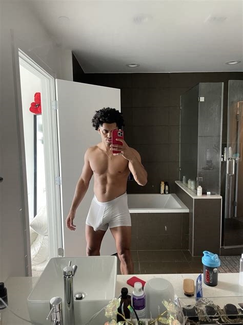 benjithechow onlyfans nude