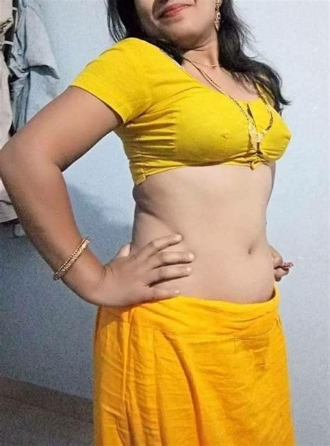 bhabhi saree strip nude
