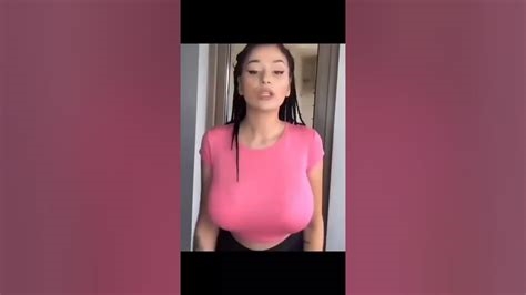 boob clapping nude
